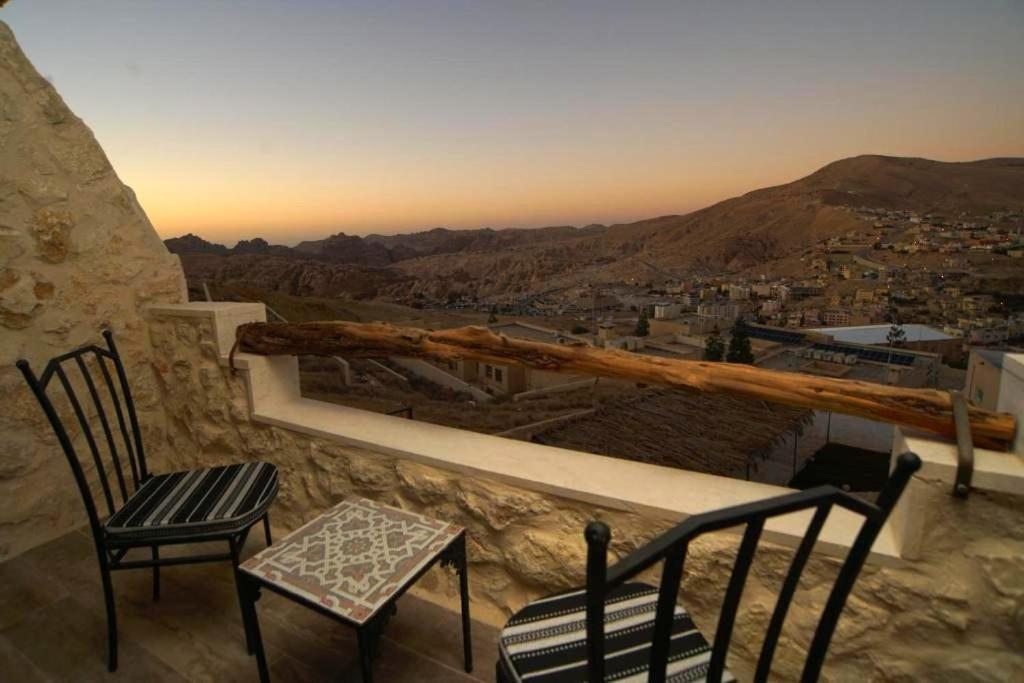 Infinity Lodge Wadi Musa Exterior foto